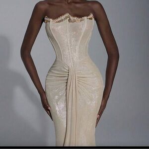 Elegant Cream Strapless Dress
